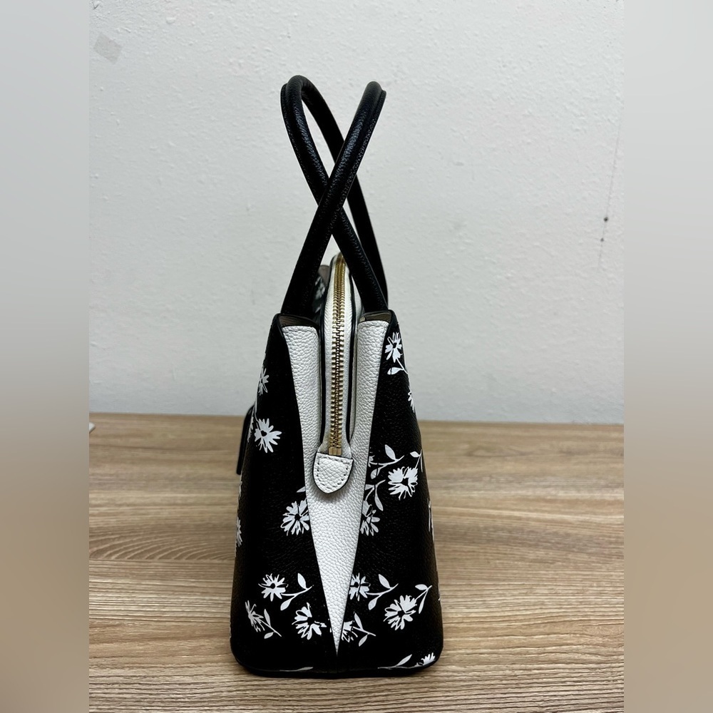 Kate Spade Black and White Floral Crossbody - Picture 10 of 16
